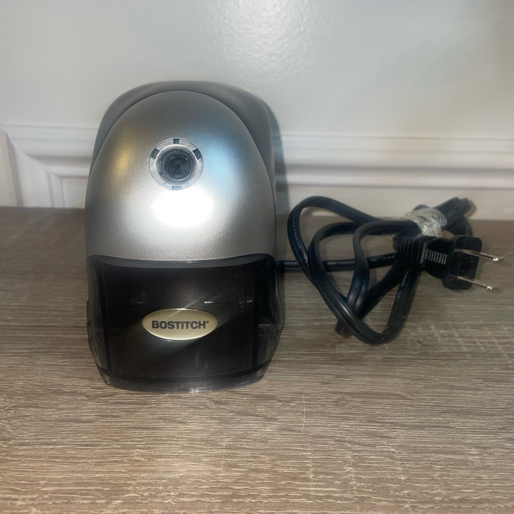 Bostitch Executive Heavy Duty Electric Pencil Sharpener…(#19)